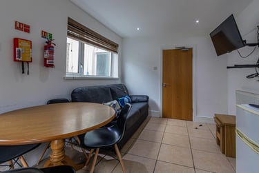 5 bed house, Minister Street, Cathays, Cardiff, CF244HR - Image 4